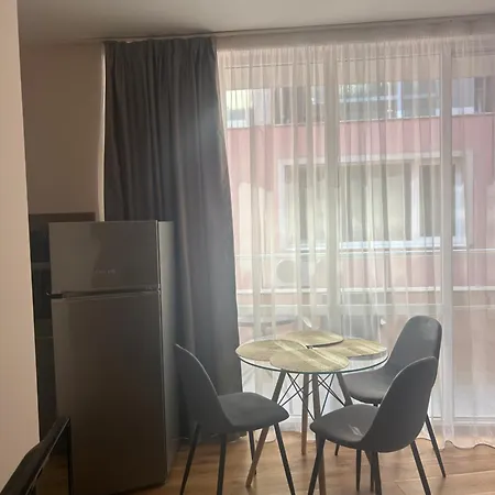 судио диксан Apartament *