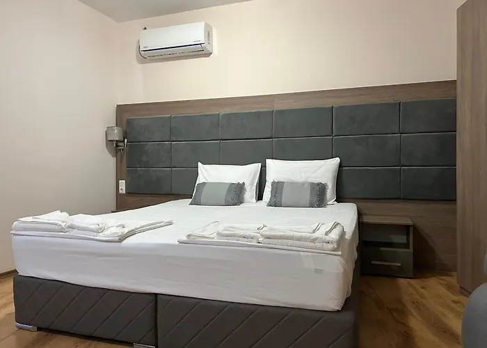 судио диксан